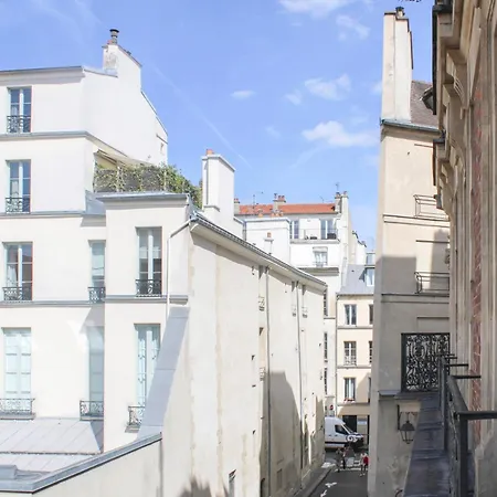 Beautiful Spacious In The Heart Of *