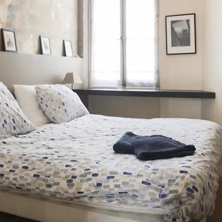 Apartment Beautiful Spacious In The Heart Of