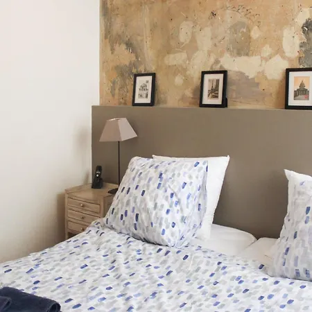Beautiful Spacious In The Heart Of Apartment Paris